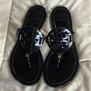 Tory Burch patent black leather size 8 1/2 sandals